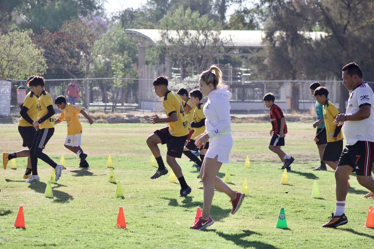 soccerfit8020's tweet image. #soccerFit8020 #LeonGto #funcionalTraining