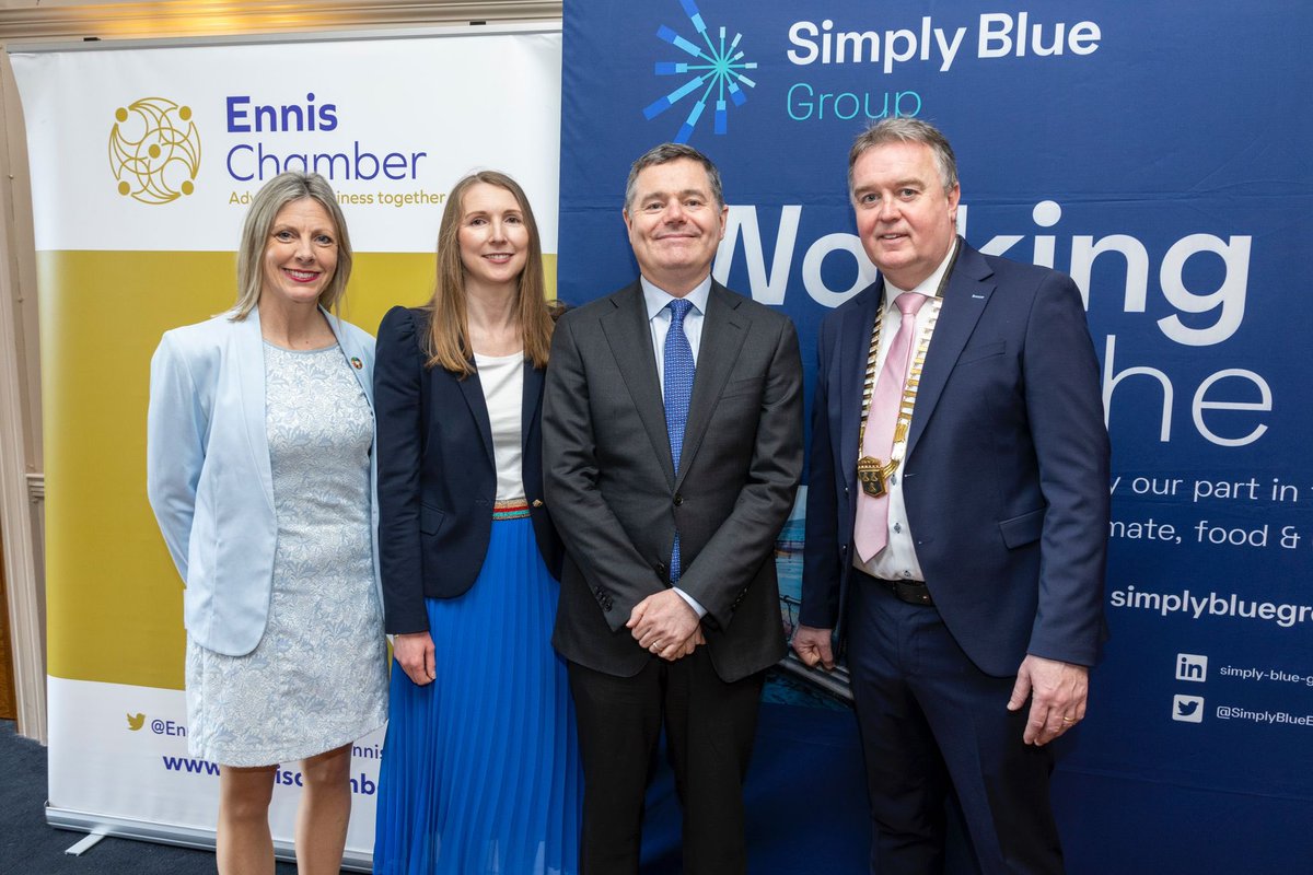Inspiring presentation by Dr Val Cummins @SimplyBlueGroup for the <a href="/EnnisChamber/">Ennis Chamber</a> President’s lunch <a href="/TempleGateHotel/">Temple Gate Hotel</a> today and also great to have Minister Pascal Donoghue attend. <a href="/Paschald/">Paschal Donohoe</a>