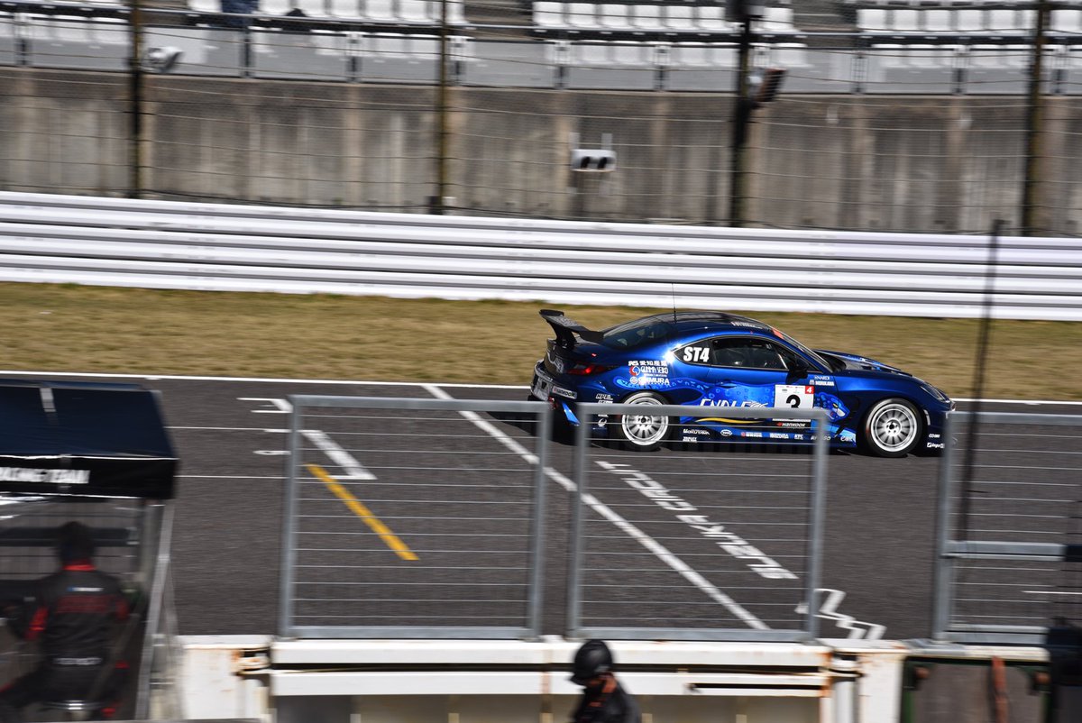 fxsb131endless's tweet photo. 2023スーパー耐久 第1戦
鈴鹿サーキット
エンドレス
3号車 GR86
13号車 GRヤリス
#エンドレス #ENDESS
#スーパー耐久 #S耐 #えすたい
#鈴鹿 #スズカサーキット https://t.co/7Jh7IO2Ep5