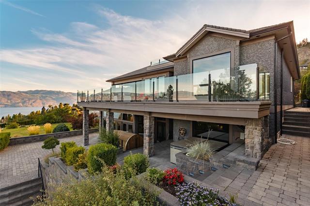 Everything you could ask for in this incredibly well built and luxurious home. Over 7500sqft of custom design and overlooking breath-taking panoramic Okanagan Lake views.
Click here for pricing and photos: bit.ly/3Z31Npm
#newlisting #westkelownarealestate