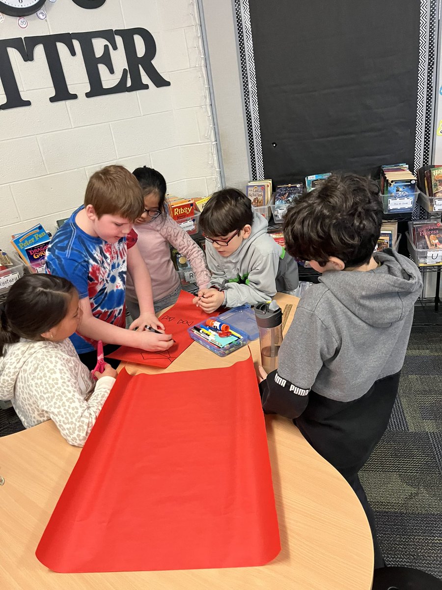 ChampeThompson's tweet photo. Prop making for our Growth of Michigan presentations which start tomorrow! #onestepatatime #itsalmostshowtime #readyornot #dfhappyclassrooms #NoviPride #NoviTogether #DeerfieldNovi https://t.co/dFxMXabc02