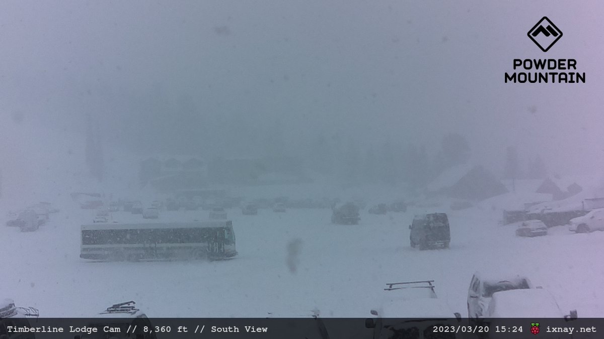 iXnayNetworks's tweet photo. @BretBerger @ProfessorPowder @Snowbird No...  More please! @PowMow https://t.co/fgw0xXrdwT