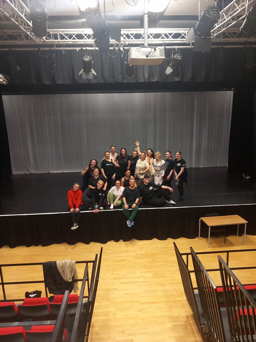 Angela pearson (@angela_pearson) on Twitter photo What an amazing work shop with the legendary Gary Lloyd an amazing opportunity for our students
If you want these opportunities contact me about our courses in Performing arts
<a href="/nerrad_banksie/">Darren Banks</a> <a href="/GIFHEPARTS/">GIFHE Performing Arts</a> <a href="/GiBoxoffice/">GI Box Office</a> <a href="/gifheVP/">gifheVP</a> What an amazing work shop with the legendary Gary Lloyd an amazing opportunity for our students
If you want these opportunities contact me about our courses in Performing arts
<a href="/nerrad_banksie/">Darren Banks</a> <a href="/GIFHEPARTS/">GIFHE Performing Arts</a> <a href="/GiBoxoffice/">GI Box Office</a> <a href="/gifheVP/">gifheVP</a>