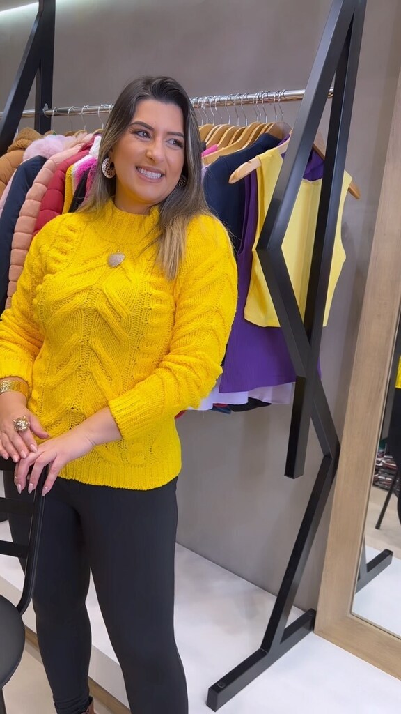 MeloRuama's tweet photo. USARIA AMIGA??? LANÇAMENTO @lemierpremium 

Semana de lives rolando por lá 💖

#bota : @charlocalcados

Quer começar o seu negócio ? Compre meu livro o manual completo do Brás 💖 https://t.co/L9hPfBJJIN https://t.co/6GJxq5yQUm