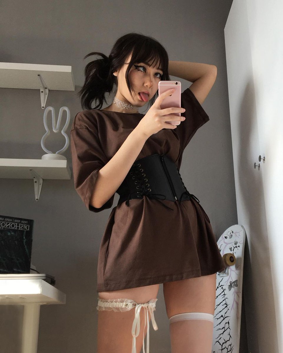 Cyberkiitty___'s tweet photo. #catgirl  #thighlights #gamegirl #Egirls #animewaifu #aesthetics #cute #CuteGirl #bunnyears #catgirl  #manga #thigh_highs https://t.co/4ucuLGFAHH
