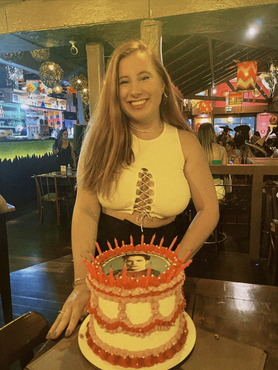 ketlynkuche's tweet image. P sempre #TeamEdward ❤️