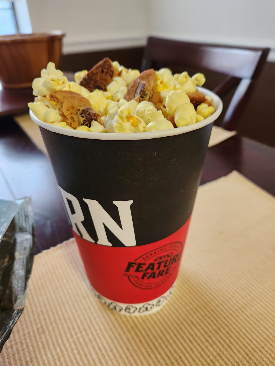 I picked up my free $AMC #InvestorConnect Gourmet Popcorn today...but I only asked for the cup.
#AMCPerfectlyPopcorn 🍿
#AMCNOTLEAVING 🍪