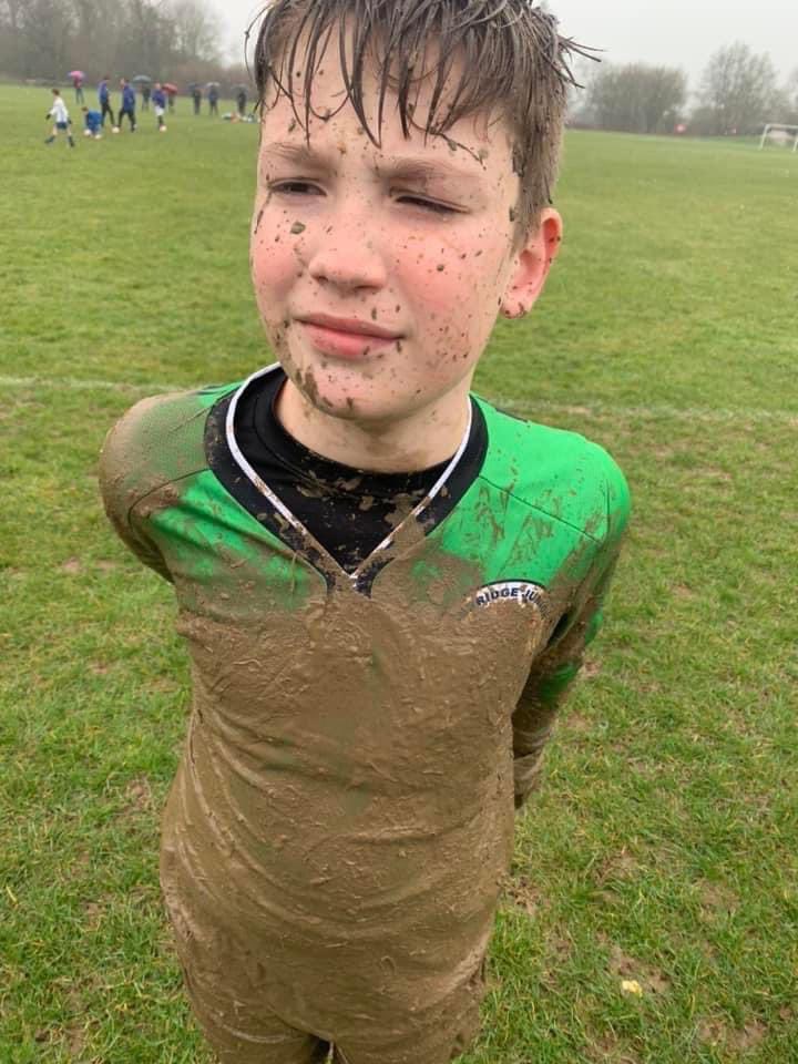 TonbridgeClub's tweet photo. This is jack under 11 kestrels player who was not afraid to get stuck over the weekend. #gettingstuckin #under11s #gladiamnotwashiingthatshirt #tjfc https://t.co/xhf3X3PU4k