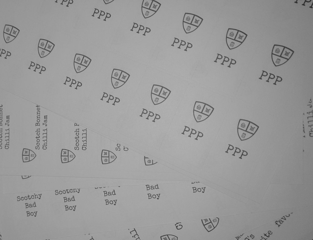 Looks like I've a fun few days ahead in the run-up to @LocalMakers_ on Saturday at the Forum. I'm a small batch producer so what's with me on the day is all I have. Can't wait to see &amp; feed you my gorgeous Norwich chillifam! #chillijam #hotsauce #norwich #artisan #awardwinning