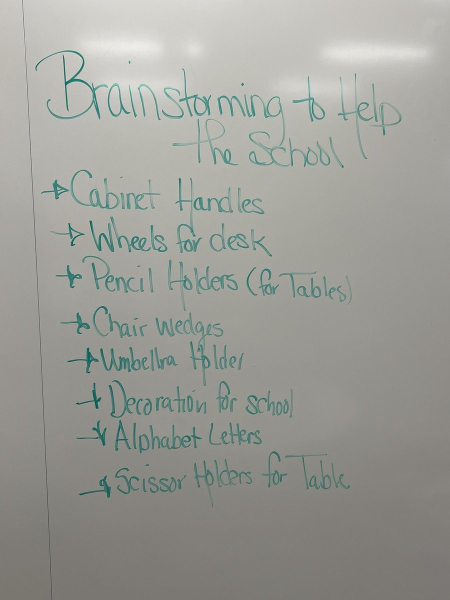 MrsBueningNBE's tweet image. Read Karl’s New Beak and Brainstormed ideas on how to help the school with 3-D Printing at Club today @NBEbulldogs.  Thank you @AudreyLash for letting us borrow it!