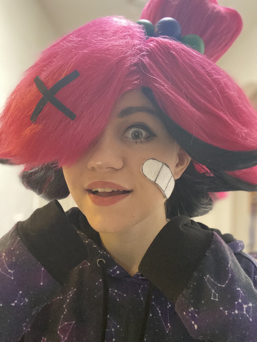 ashesofdespair_'s tweet image. #EpithetErased Finally finished Trixie’s wig so I wanted to do a makeup test!! Still waiting for the proper hoodie to arrive so I can alter it, but most of the outfit is done!
Trixie, voiced by @spectralfusion from the wonderful Epithet Erased, created by @BrendanBlaber