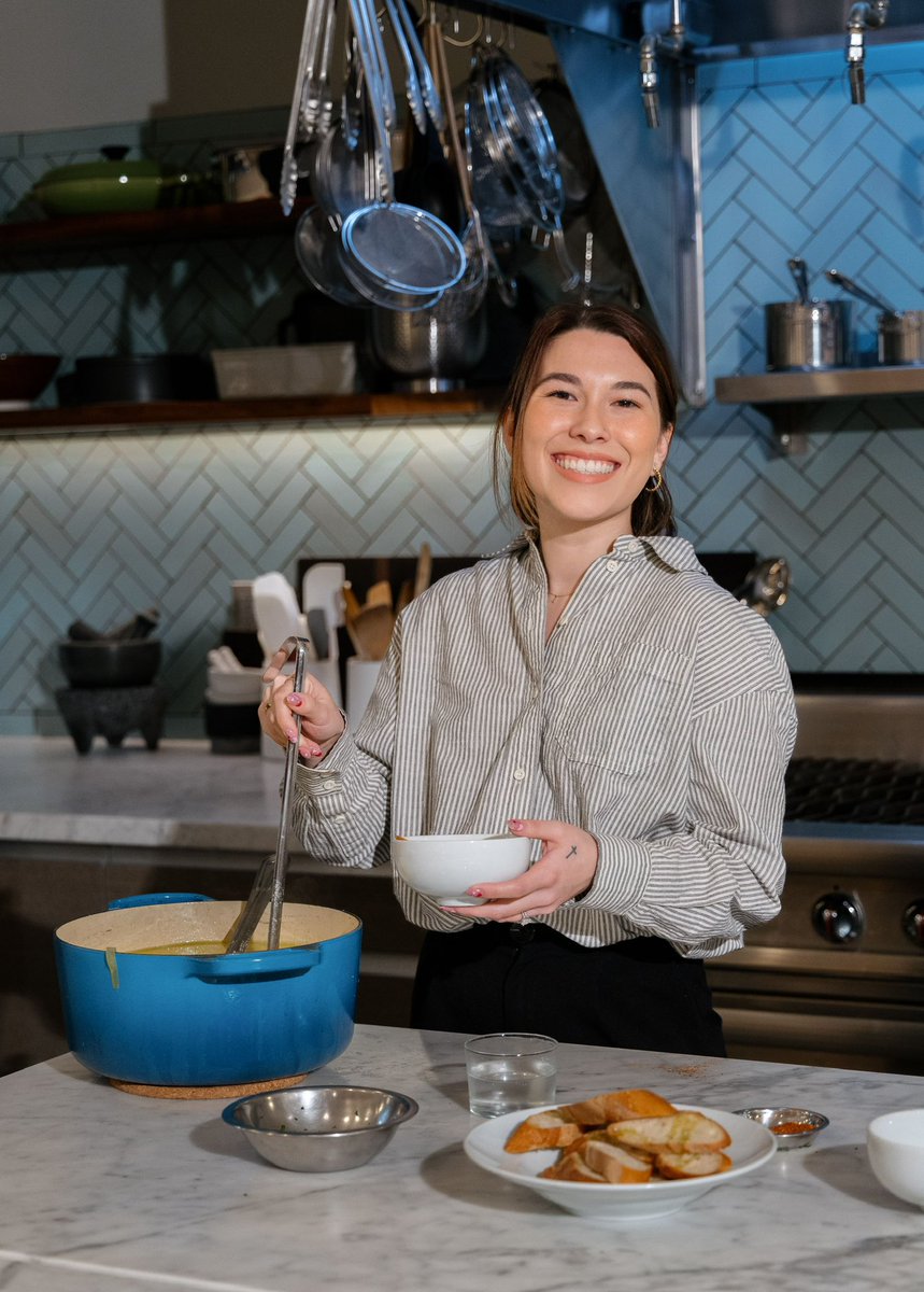 HSembritzki's tweet photo. I’ve had the privilege to work alongside the California Olive Oil Council to host a series of cookalong events with foodie influencers through out the Bay Area to promote Extra Virgin Olive Oil that has been stamped with the COOC seal 🫒 https://t.co/80N0zRsqoE