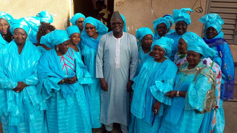 MODIBODIOP's tweet photo. Bonne fête aux femmes sénégalaises elles sont fidèles militantes et engagées que dieu vous bénisse Amen https://t.co/0FNKSL7WHz