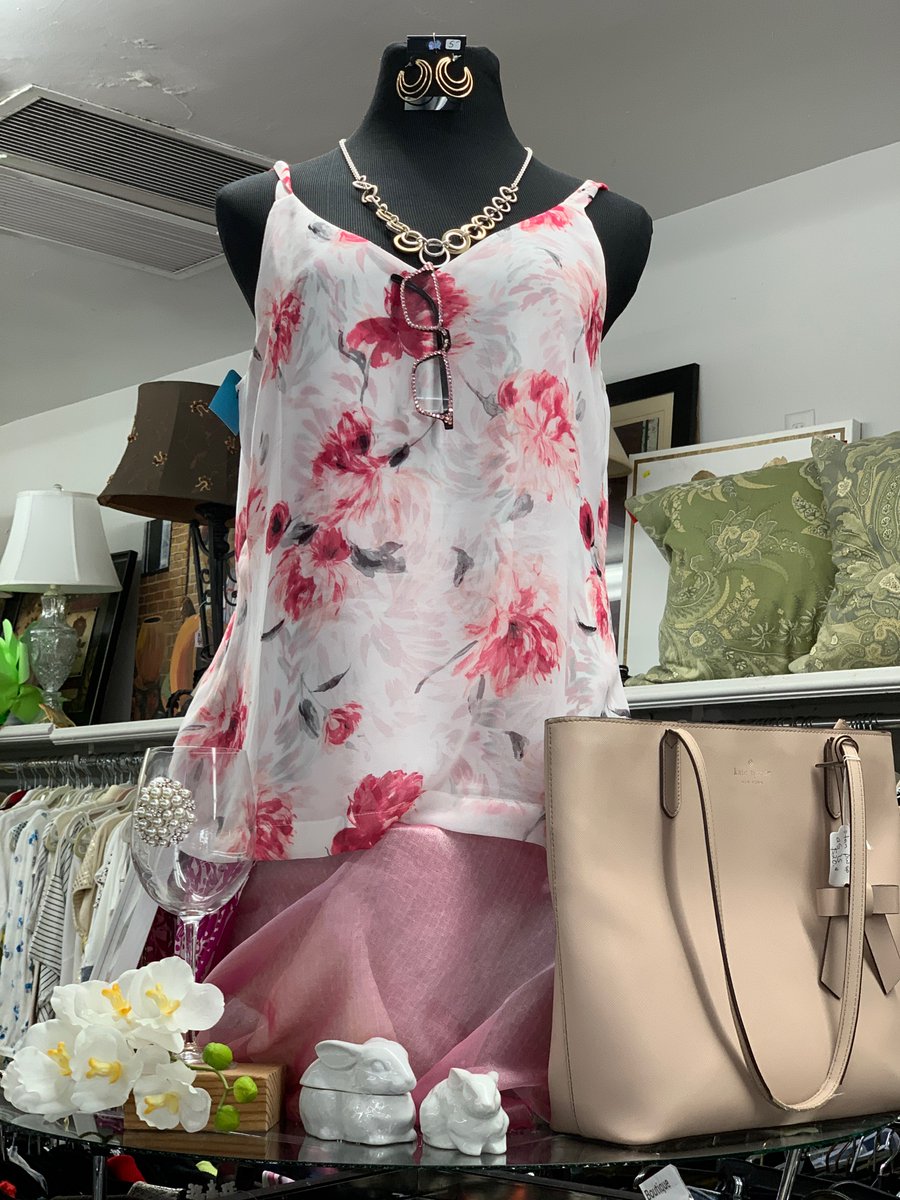 ALCVThriftShop's tweet photo. ❇️ Bargain Box Thrift Store Specials 3/21-25
❇️ Open Tuesday thru Saturday, 1-4pm
❇️ Where Shopping Means Giving

$1.00 off White Tagged Clothing (excludes Boutique) and White Stickered Items (not white tags)
2️⃣5️⃣% off Lamps and Artwork 
2️⃣5️⃣% off Athletic Wear and Jackets https://t.co/S2O21miL0C