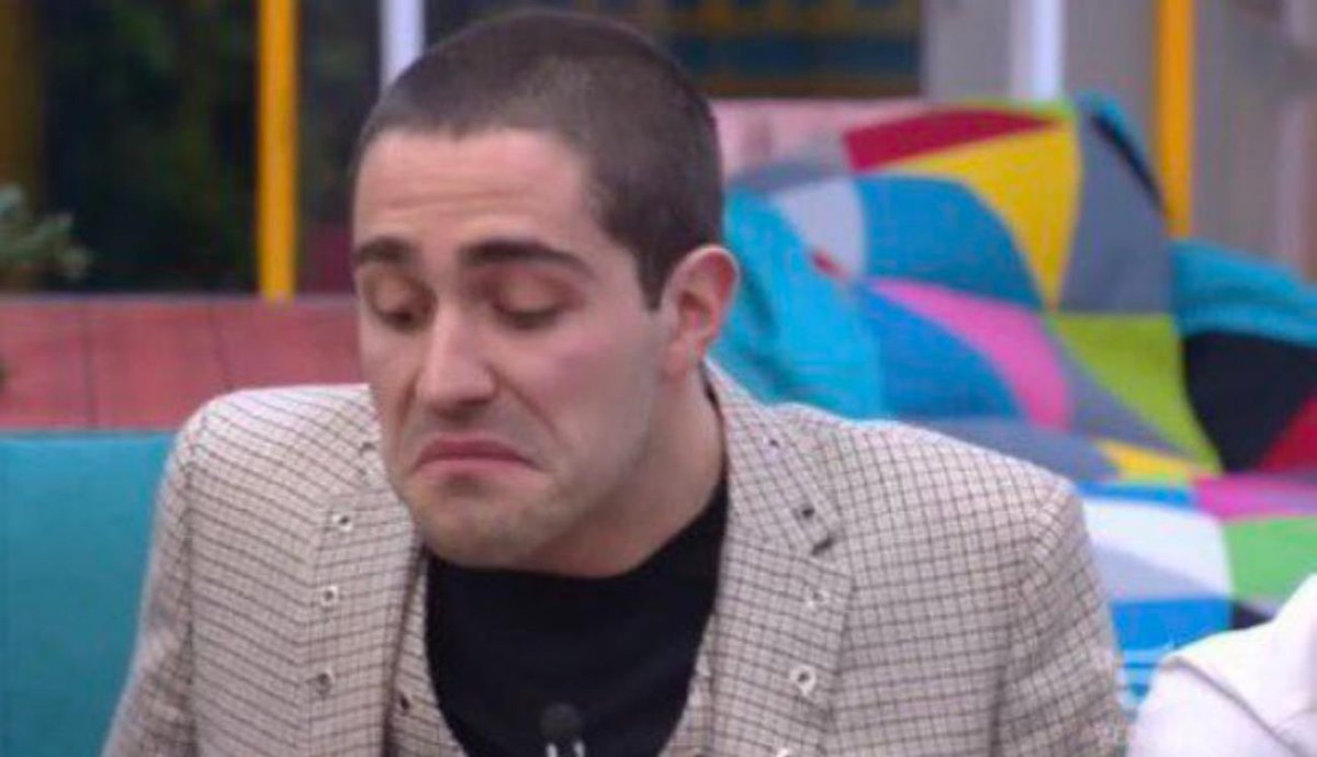 ZamunerElisa's tweet photo. Ma come è passata Giale dall’1% al 48% in una settimana? Siamo sicuri che il pubblico abbia votato per la finalista? 😳 #GFvip https://t.co/5FCJKbVFCm