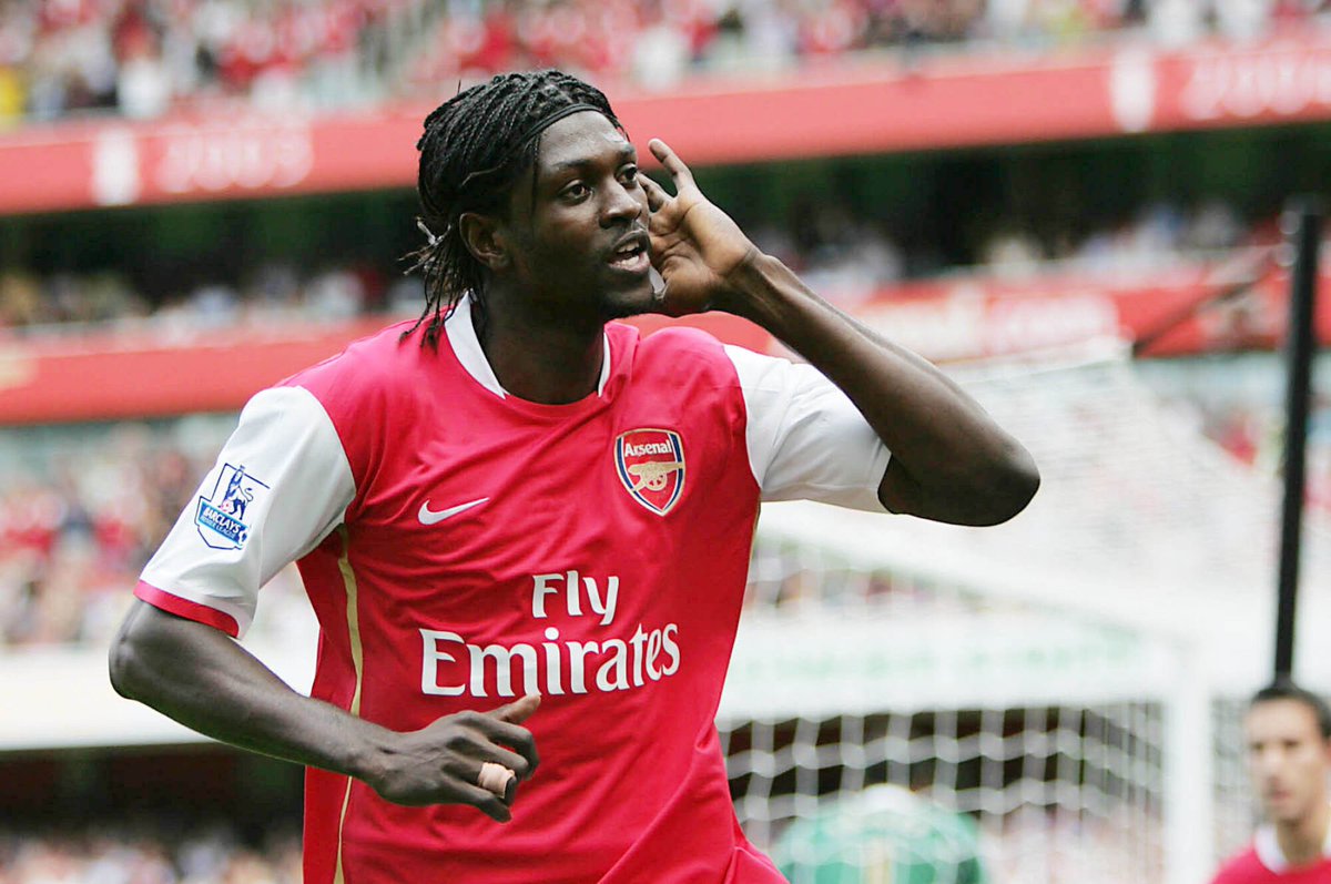 ActuFoot_'s tweet image. 🚨 OFFICIEL ! Emmanuel Adebayor (39 ans) prend sa retraite ! 👋🇹🇬