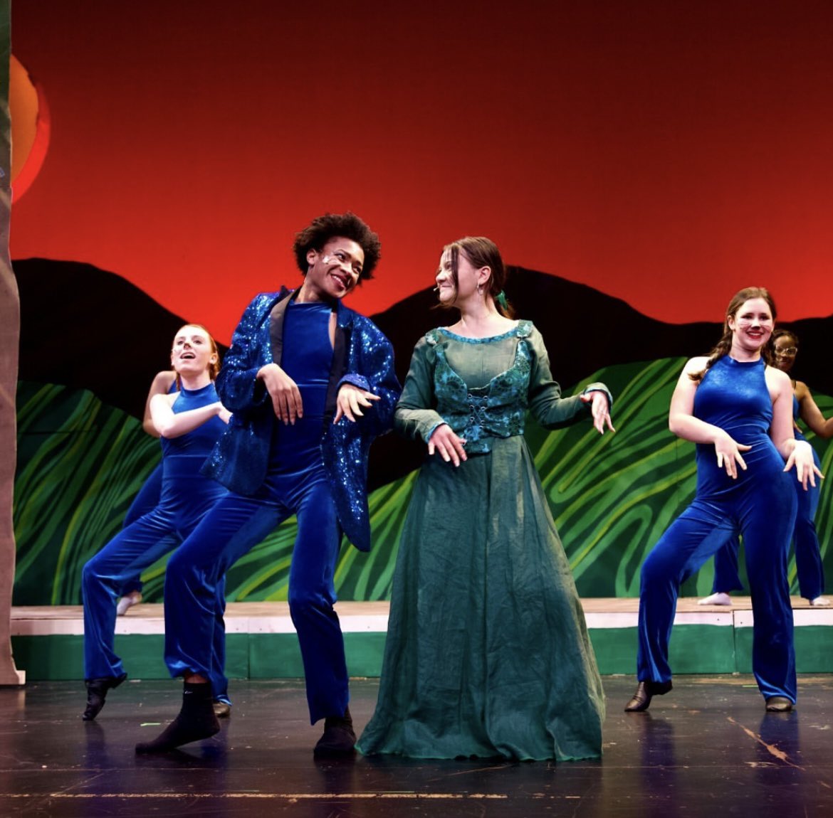 FoundationBaa's tweet photo. What an amazing weekend! Thank you for joining us at #ShrekTheMusical -  the All-Star cast and crew from @bostonartsacademy performed four shows in front of a packed audience. The students were phenomenal and are constantly inspiring us in our mission. 
Images: Annielly Camargo https://t.co/jqyeryY28i