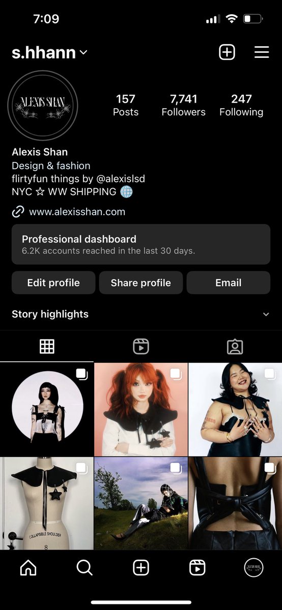 70s90s's tweet image. can you guys share and boost my work? I’m really struggling and need a couple orders to help with rent soon 🤍 thank you bubbies