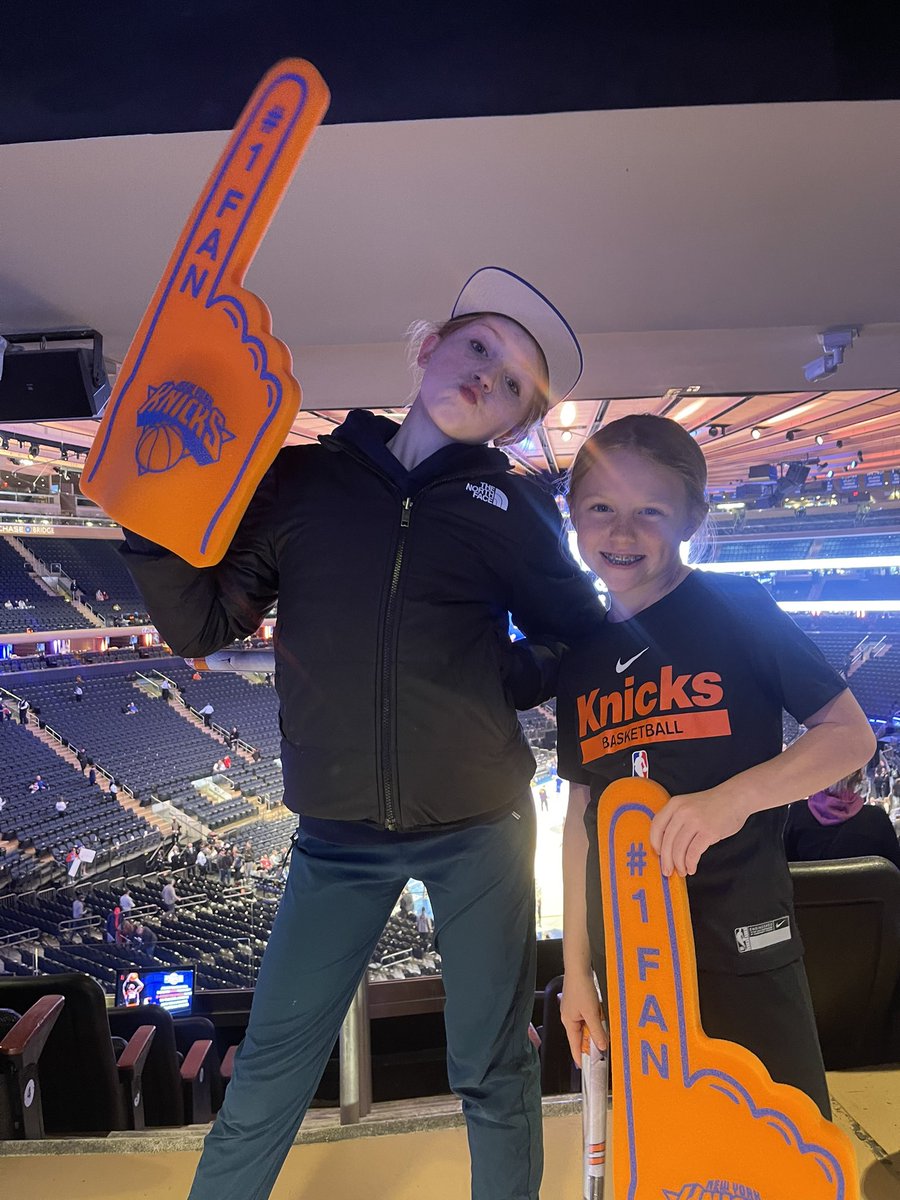 First NBA Game ever for these two! #NYKMSG