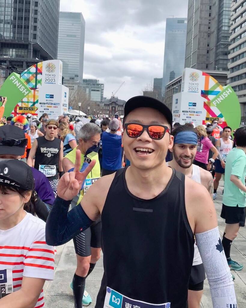 DekelChui's tweet photo. That’s a wrap to the Tokyo Marathon. Happy to have finished this race. I didn’t go into this race physically and mentally well. My favourite moment was when @nicolecb found me afterwards and saying: “I’m so proud of you”. It’s all I needed when I wasn’t … https://t.co/YDFsLeH7Lm https://t.co/WtNFHNCIgd