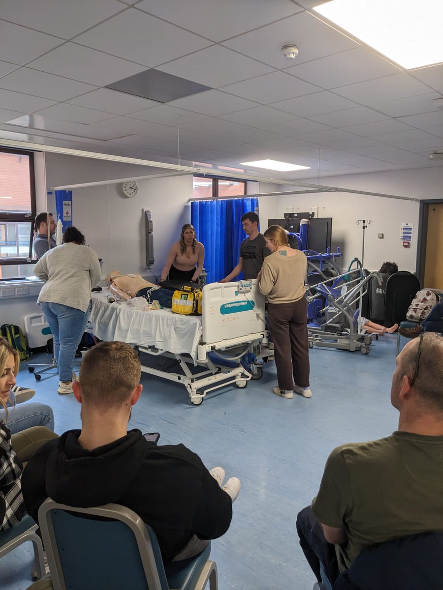 ACCP’s from heartlands and Gloucester teaching on the Warwick university critical care transfer module today