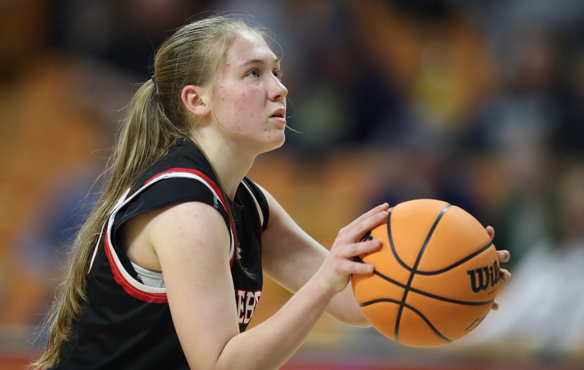 Class A All-State Girls Basketball List:

wvmetronews.com/2023/03/21/cla…

#wvgirlsbb