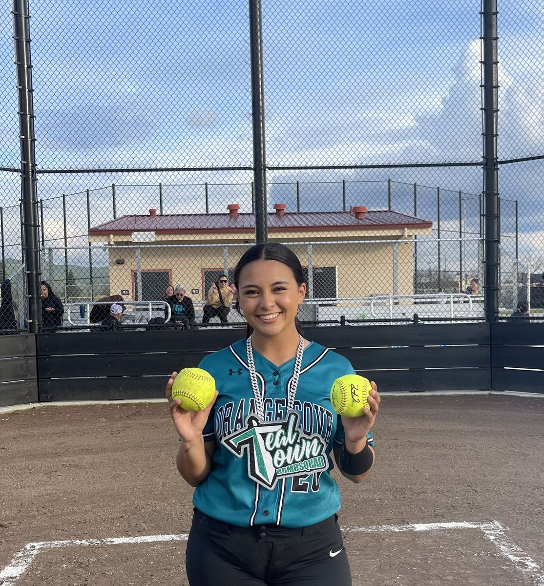 star_elizondo20's tweet photo. Not 1 but 2 grand slams in one game!!Best Birthday Ever🙏🙏 @SanJoseStateSB @CSUMBsoftball @SSUsoftball @NYUSoftball @FresnoStateSB @SFState_SB @LongwoodSB @LBSUSoftball @SacStSoftball @SCUSoftball https://t.co/NGYwORyR5X