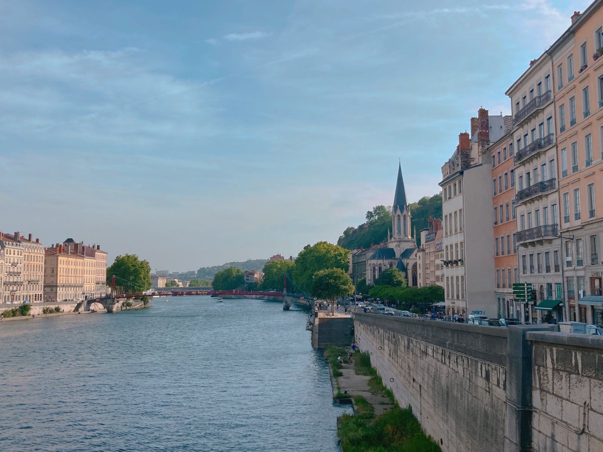 Lyon est une si belle ville 🥰

#VOYAGEUSE_KJIN #Lyon #France