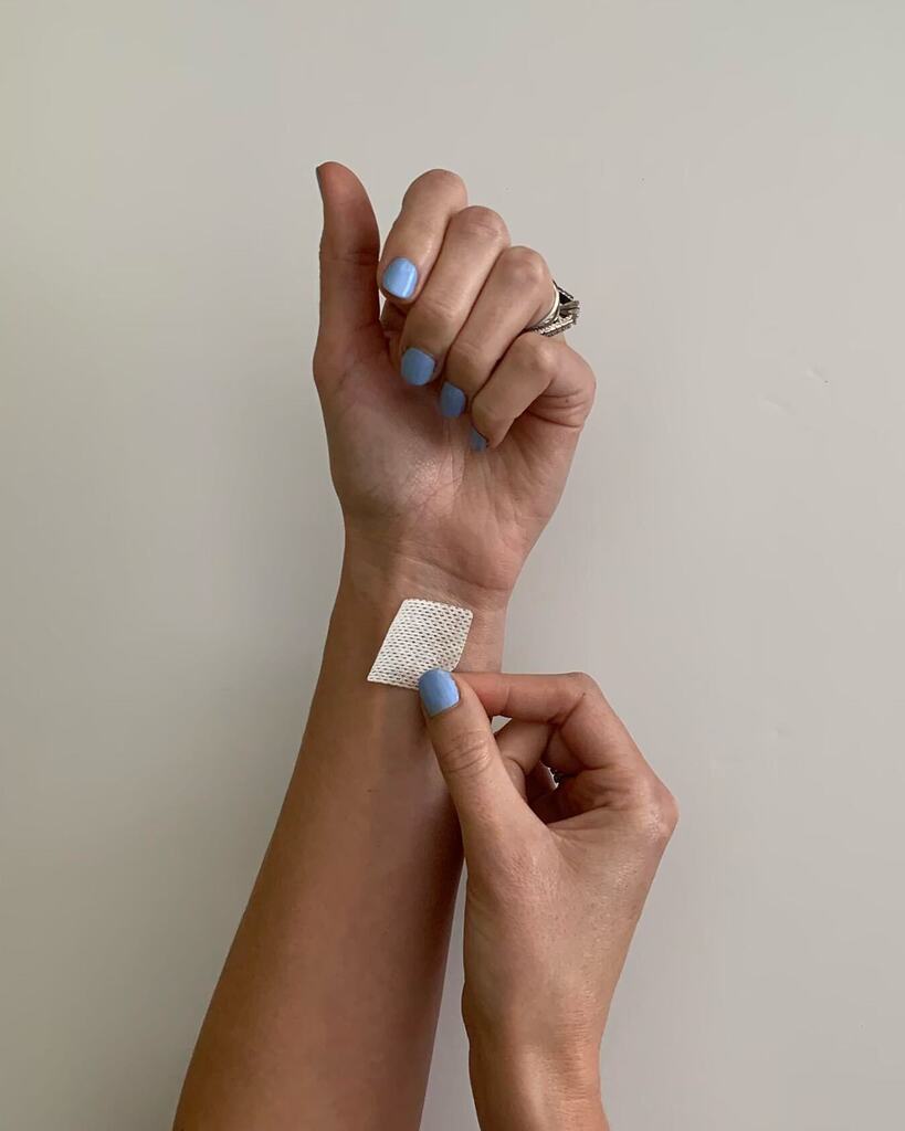 ViciWellness's tweet image. Just one patch can help support your life struggles! It is discreet, all natural, and convenient to use.  #viciwellness #allnaturalproducts #vitaminpatch instagr.am/p/CqCaStdO7Zk/