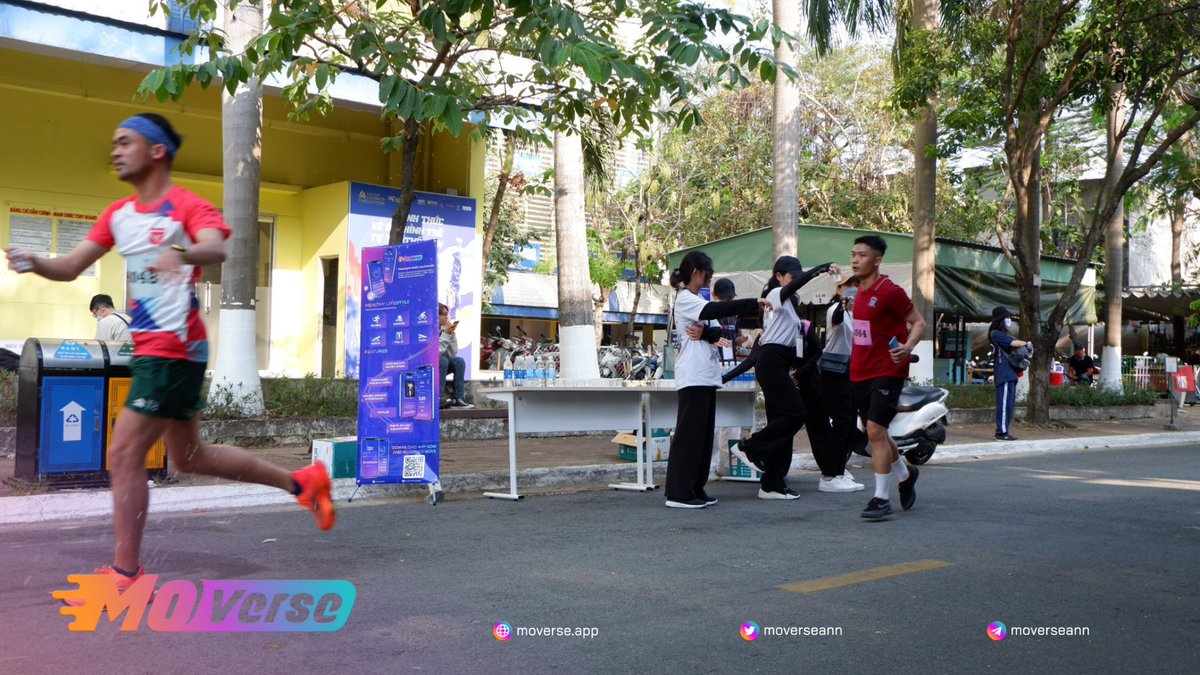 moverseann's tweet photo. 🔥 [RECAP OFFLINE HSU MARATHON 2023]

The event ended successfully with the participation of students, lecturers, and staff from 6 Universities across HCM and gave unforgettable memories to Moverse. 

Let's relive some of the best moments together! 👀

#Moverse #HSUMARATHON2023 https://t.co/enWTVpCTqj