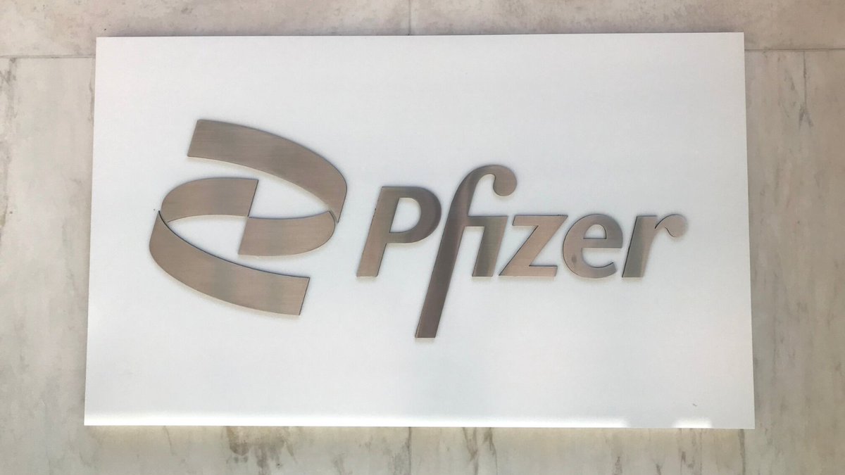 TaxNotes's tweet photo. Business of Tax:

Tax lawyers at Wachtell, Lipton, Rosen &amp; Katz played a role in pharmaceutical giant #Pfizer’s $43 billion acquisition of Seagen Inc., a biotech company that focuses on cancer treatment.

➡️ Read more from @alexrifaat: https://t.co/jE4DwFsAhx https://t.co/e3utvahn7v