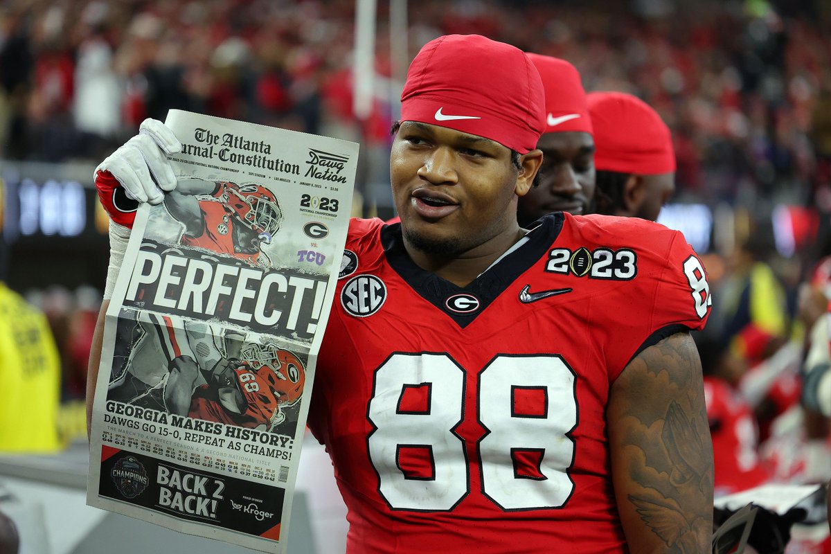 TheFalcoholic's tweet photo. Falcons unlikely to draft Jalen Carter if he falls to No. 8, per The Athletic https://t.co/1Q2GOEJEpb https://t.co/wonI628G1S