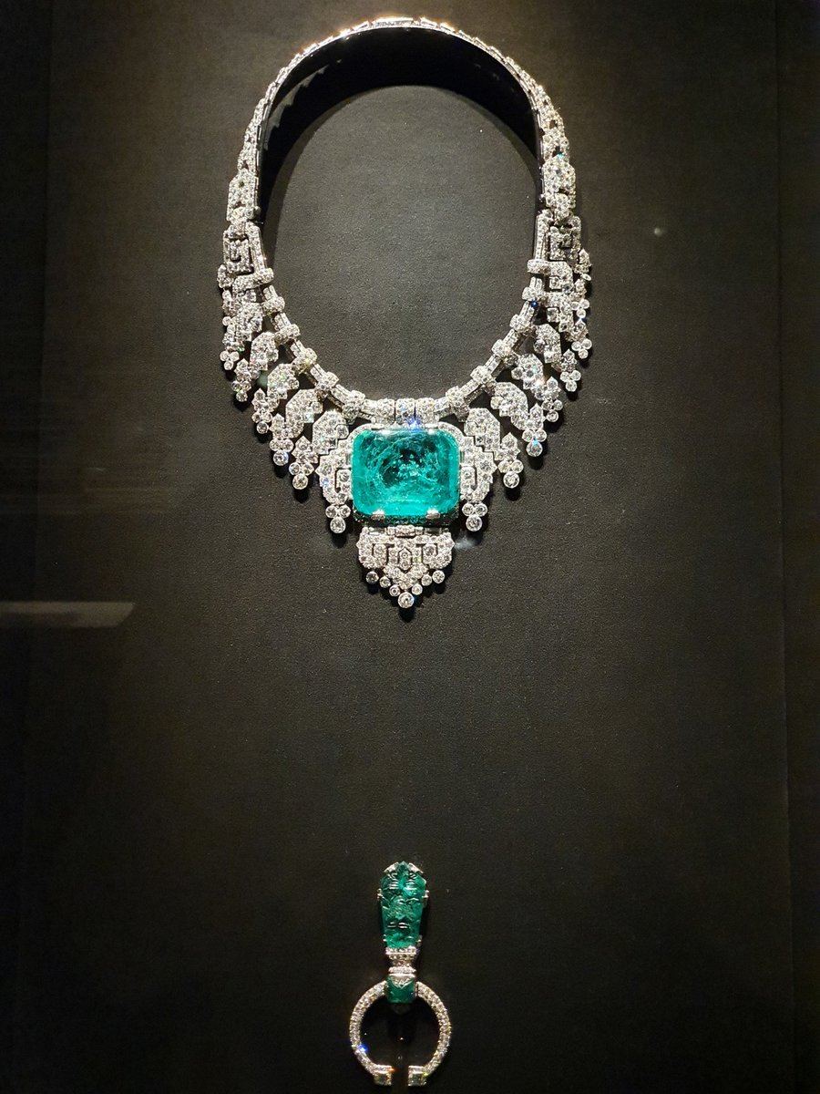 DulceBNava's tweet photo. Excelente exposición 👏  "El Diseño de Cartier un legado vivo"💎💍 @MuseoJumex 
#Cartier #MariaFelix https://t.co/s3GKGYEIdg