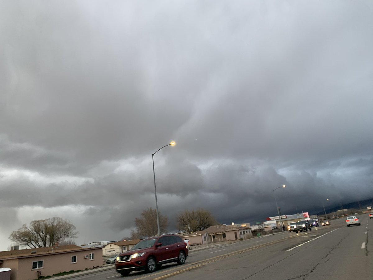Joycelou71's tweet photo. This #WinterStorm coming in over #WesternSlope #GrandJunction took these pics b4&on&after 32 Road RR overpass bridge in #Clifton #Colorado ๐itโs literally devouring the #Bookcliffs fast #GJCO #weather #WinterStormWatch #Rain #Sleet #Snow https://t.co/fTDTwzs81p
