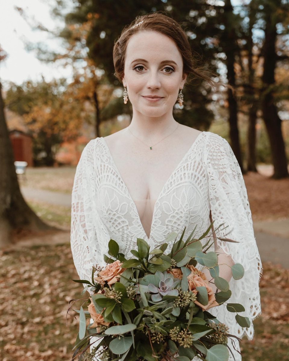 Dana- portrait ready - makeup and hair by Tanya 

#bestfaceforward #bestfaceartists #bridalbeauty #frederickweddings #mdweddings #makeupandhairinmaryland #classicweddings #smallweddings #onsitebridalteam #onsitepros