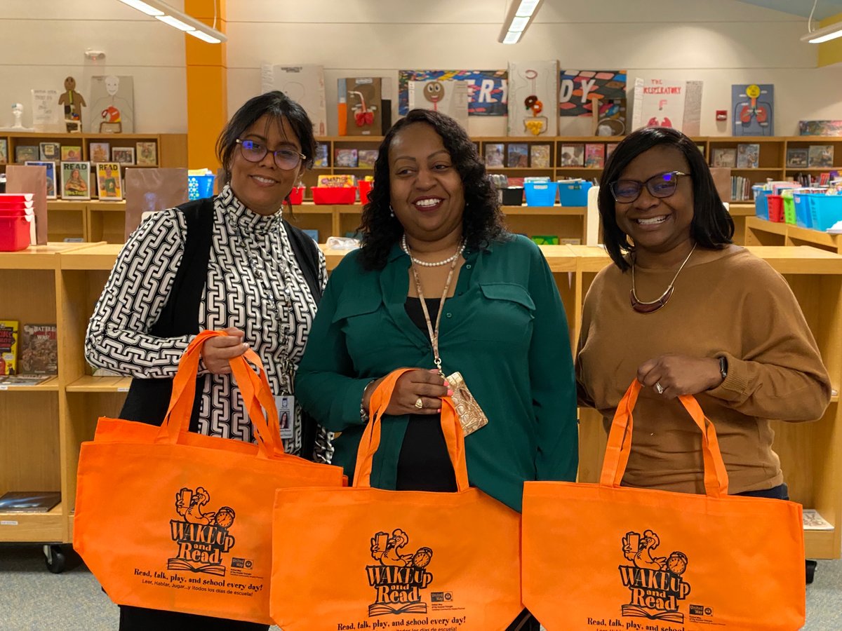 BarwellRdES's tweet photo. Lately, have been busy for students @BarwellRdES. Some have fun in the First and Fitness competition; @MJohnsonHostler visited and volunteered for WakeUp &amp; Read, first-grade cubs went on a field trip to the farm, and parents came to a Title I night event. BRES is busy as a bee! https://t.co/xfx4qZpnJF