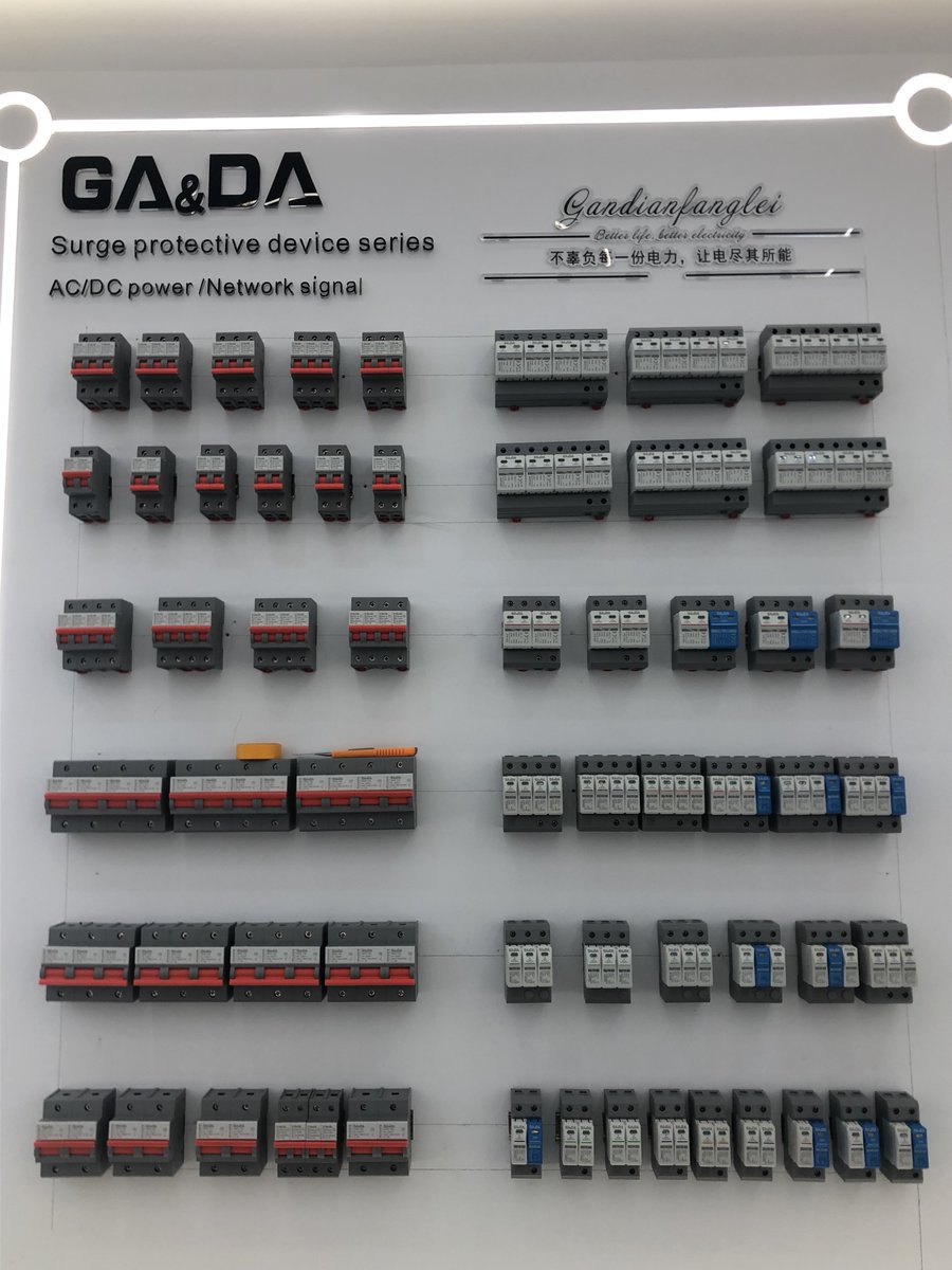 Sales04G's tweet image. Welcome to visit our company.
This is part of our product.
#Photovoltaiccombinerbox  DC&amp;amp;AC #Fuse #DCIsolationSwitch #SPD #surgeprotector #surgeprotectiondevice