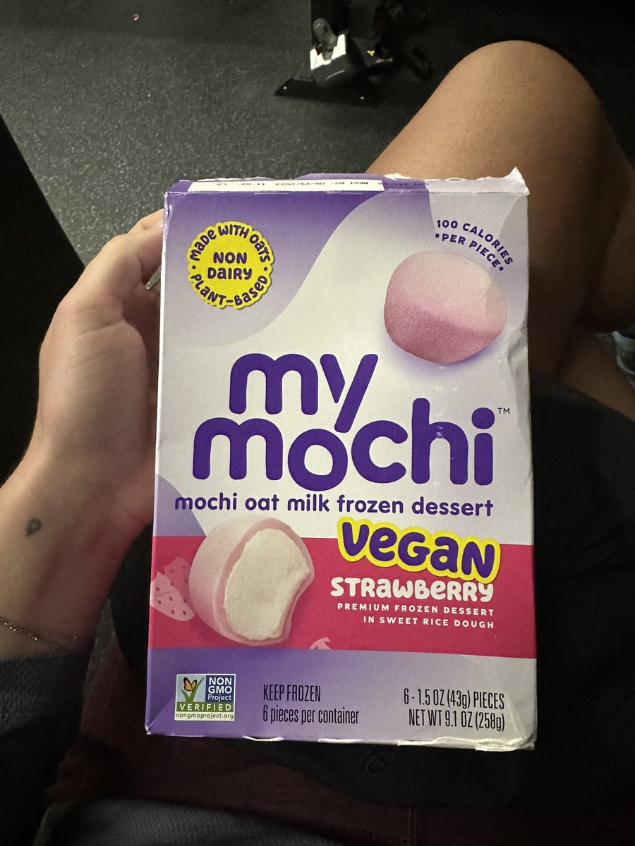 kath_thoms's tweet photo. hey just wondering why does my mochi look like plan b https://t.co/sF2oN0Dkdk