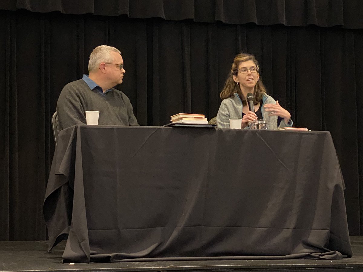 GWU_Engl's tweet photo. We had a GREAT time w/ #visitingwriter, Joanna Pearson! Pearson chatted w/ #GardnerWebb students & visiting HS’ers (on campus for the Foothills Literary Festival)! The day wrapped up w/ a public reading & talk about how her work considers issues facing womxn! #WomensHistoryMonth https://t.co/1gzkVavv5I