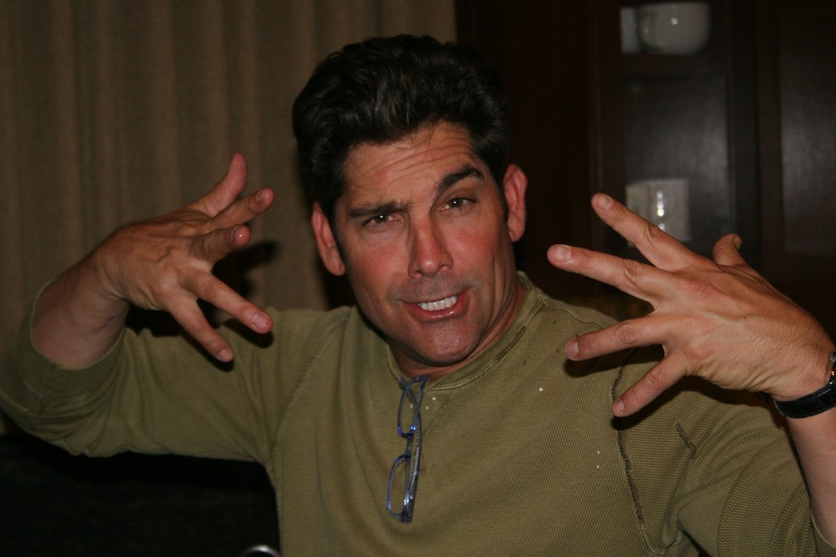 GrantCardone's tweet photo. This young fella is turning 65 tomorrow. 

Grateful and always looking to do more. #10X https://t.co/ICcQLFizXJ