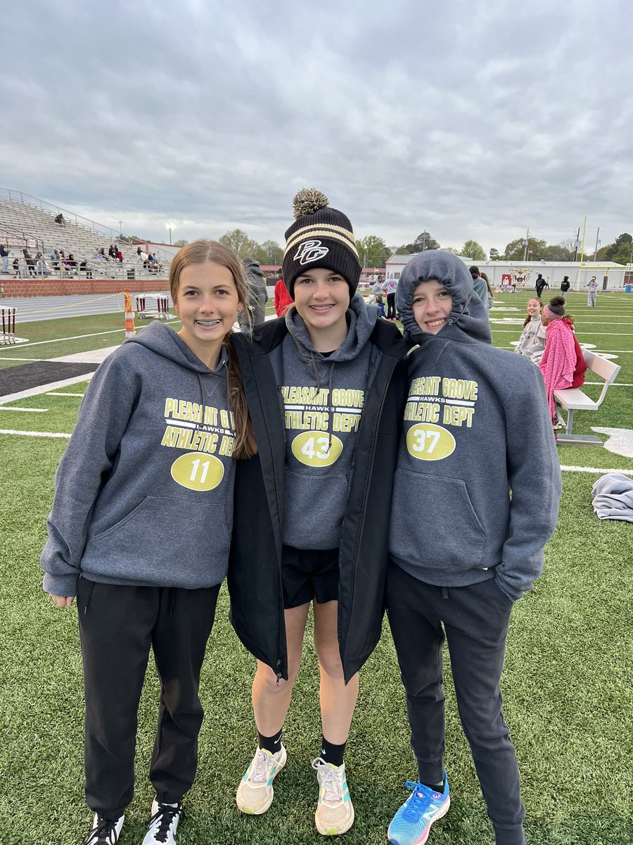 pgmsladyhawks's tweet photo. FIVE 8th grade girls finished in the top 10 athlete of the entire meet at Liberty Eylau! 

Miley Cook 🥇 
Finley Johnson 🥈 
Kennedy McBride 6th
Phoenix Moya 7th
9th Audrey Boehmke https://t.co/2qcSQzSnl0
