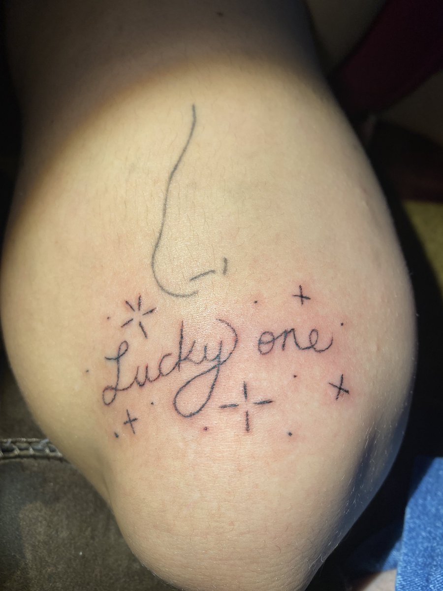 shartkid_'s tweet photo. I tattoo’d my bestie today!! https://t.co/vaubERGpYi