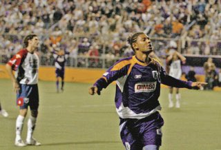 Un día como hoy hace 15 años, Saprissa eliminaba a Atlante al vencerlo 3-0 en Tibás. Desde ese momento ningún club tico venció a uno mexicano en un ida y vuelta.