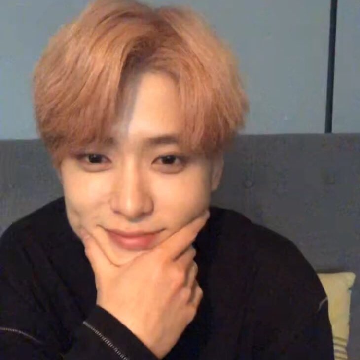 would_u__'s tweet photo. ♡  말~랑     ♡ 
♡  마~알랑  ♡ 
♡  마알~랑  ♡ 
주문하신 우유떡입니다 https://t.co/Ho9s0Har1i
