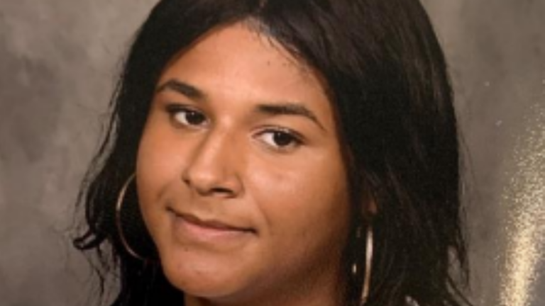 BostonDotCom's tweet photo. Boston police ask for help finding missing 14-year-old Roxbury girl https://t.co/z26JDn97nB https://t.co/5Sk87gRDAI