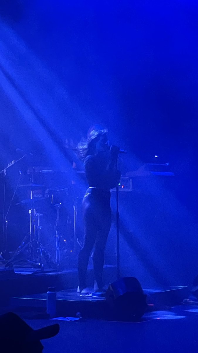 luxoguzman's tweet image. Te amo @ToveLo Hermoso concierto que nos diste en Chile #sideshow #LollaCL2023