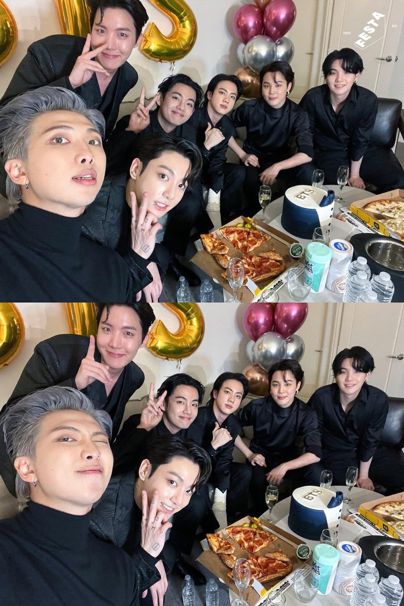 happysmile0923's tweet photo. 大好きな7人を応援💜
みんなの思いが届きますように😊

WE LOVE YOU JIN
WE WILL WAIT FOR YOU JIN 

RTでも1票になるそうです。

I vote #YetToCome for #BestMusicVideo  at the #iHeartAwards #BTS #Jin https://t.co/nn6ZbCt13I