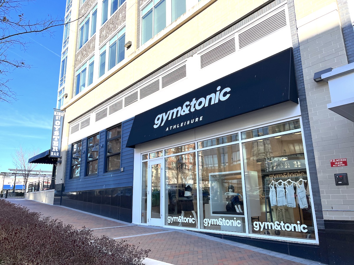 StoreReporter_'s tweet photo. This week in Store Reporter: 
@Arhaus moves from #RockvillePike to @WestfieldMON.
In #Rockville: Greek restaurant #Trapezaria closes, Uyghur restaurant @eerkins1 opens.
Check out the new #Rakugaki at @ShopWildwood.
#Potomac boutique #GymandTonic goes dark.
https://t.co/LgIH9azcXm https://t.co/ssjTeewb3f