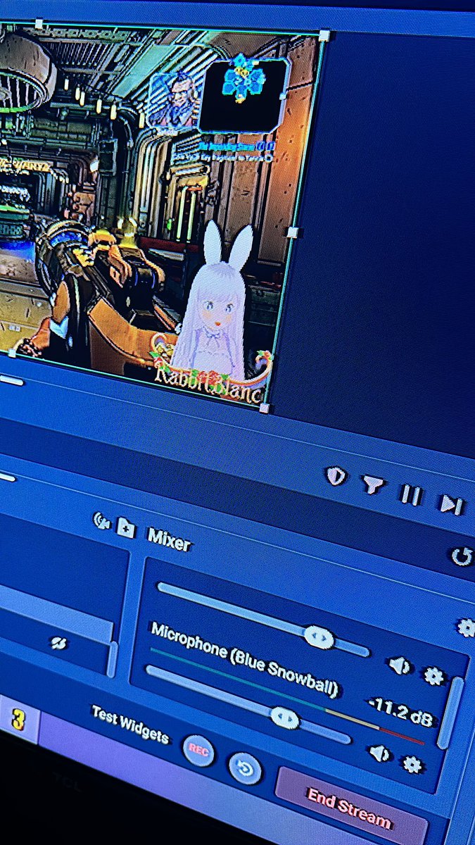 RabbitBlanc411's tweet photo. Come join me while I play Borderland 3 with my boyfriend! https://t.co/5nZzTBK9JA https://t.co/rxFfp3YgSn