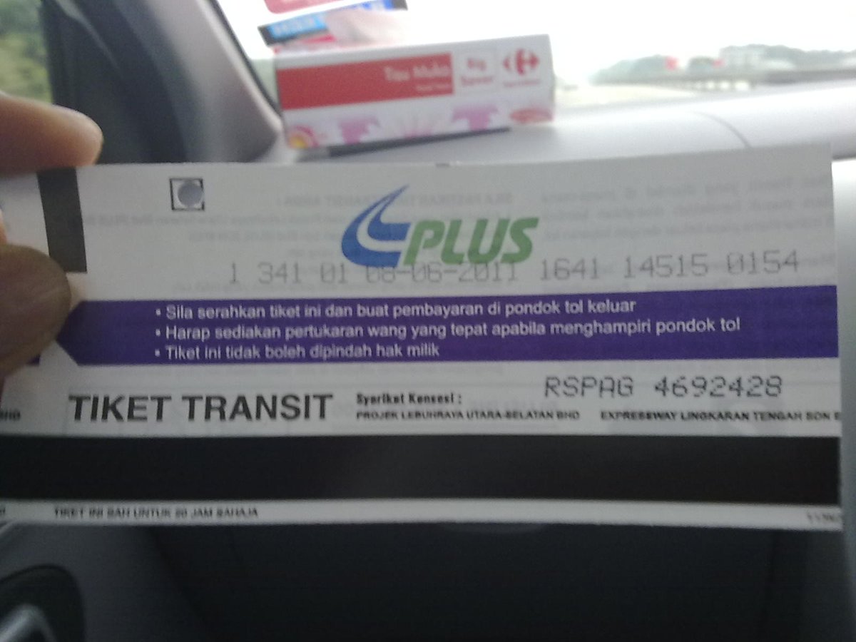 tech_lagi's tweet photo. Bercakap pasal tol, teringat zaman masa guna tiket dulu. Ada satu bau yang sangat nostalgik. 

Ada yang simpan tiket ni? 😂 https://t.co/HAE70pohlm